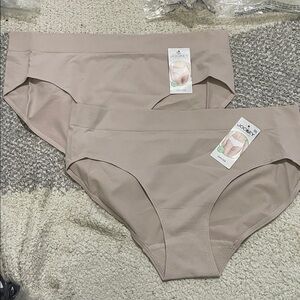 NWT- Jockey- XXL. 2 Hipster